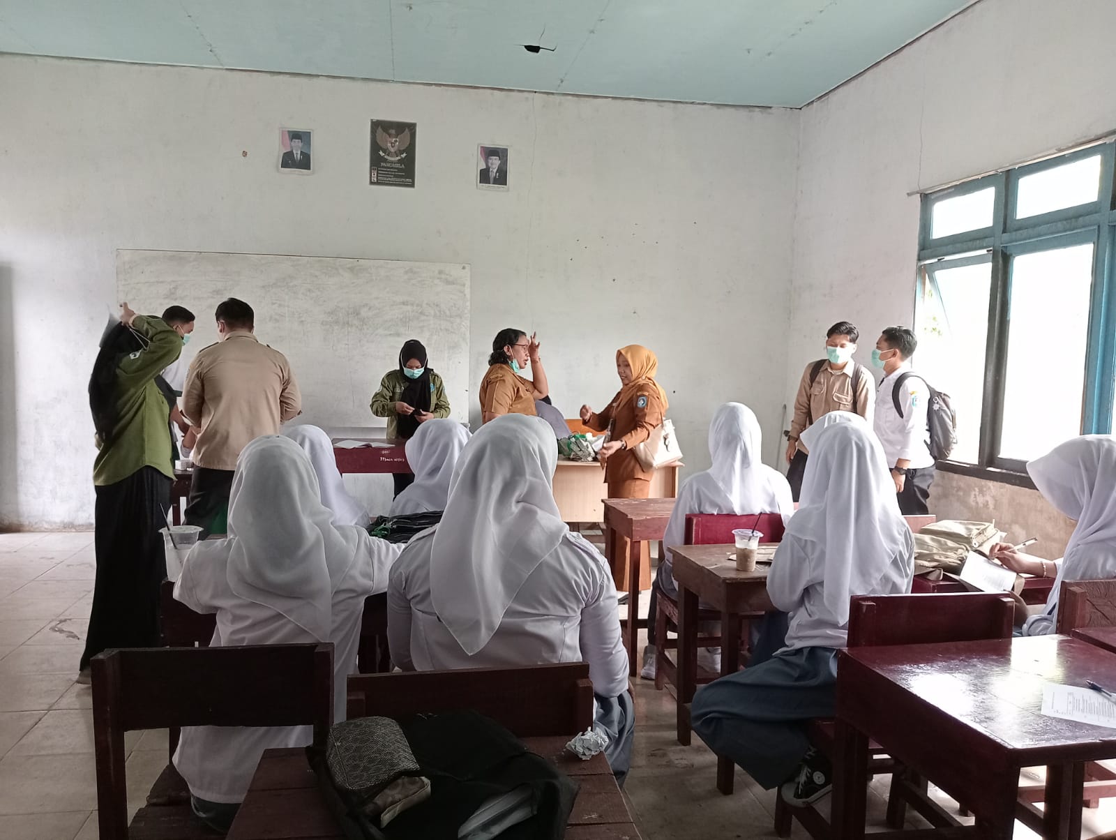 Dorong Budaya Sehat di Sekolah, Posyandu Sungai Malaya dan Puskesmas Sungai Ambawang Gelar Penyuluhan PHBS di MA Miftahul Huda